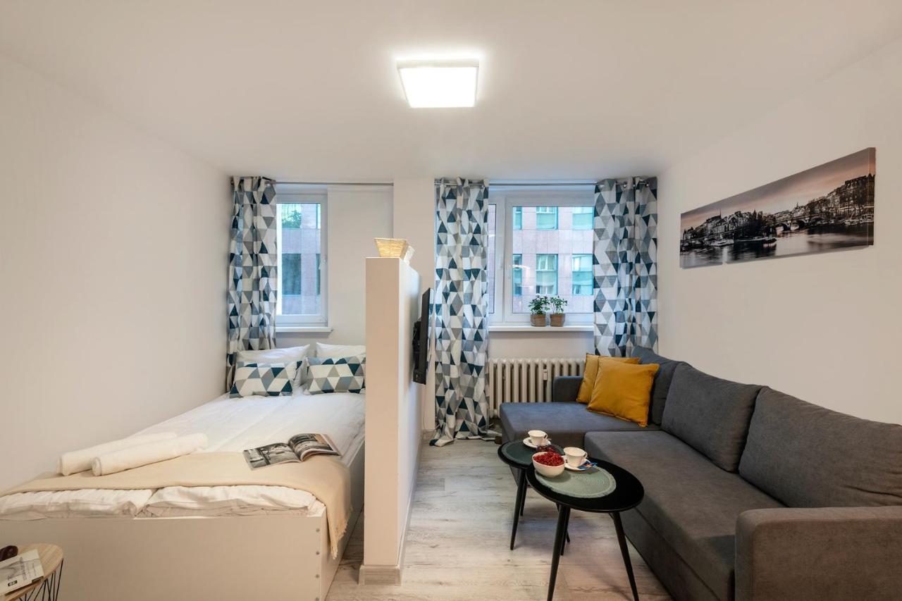 Shortstaypoland Sliska Апартаменти *